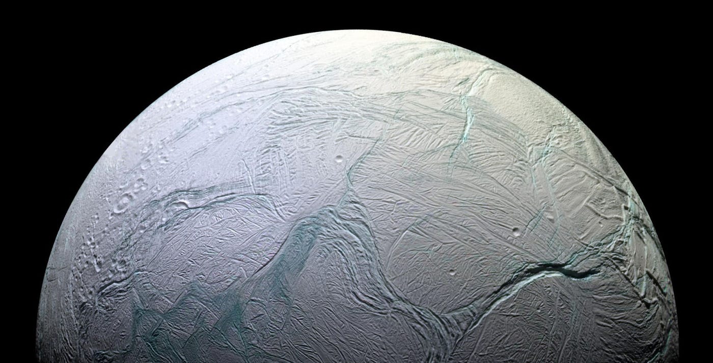 Temuan Baru NASA: Bulan Enceladus di Saturnus Kian Diyakini Berpotensi Mendukung Kehidupan