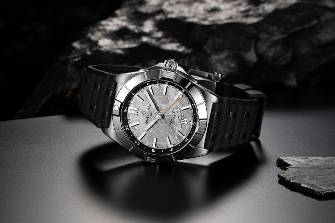 Jam Tangan Breitling x Erling Haaland, Kolaborasi Mewah Chronomat dengan Dial Meteorit