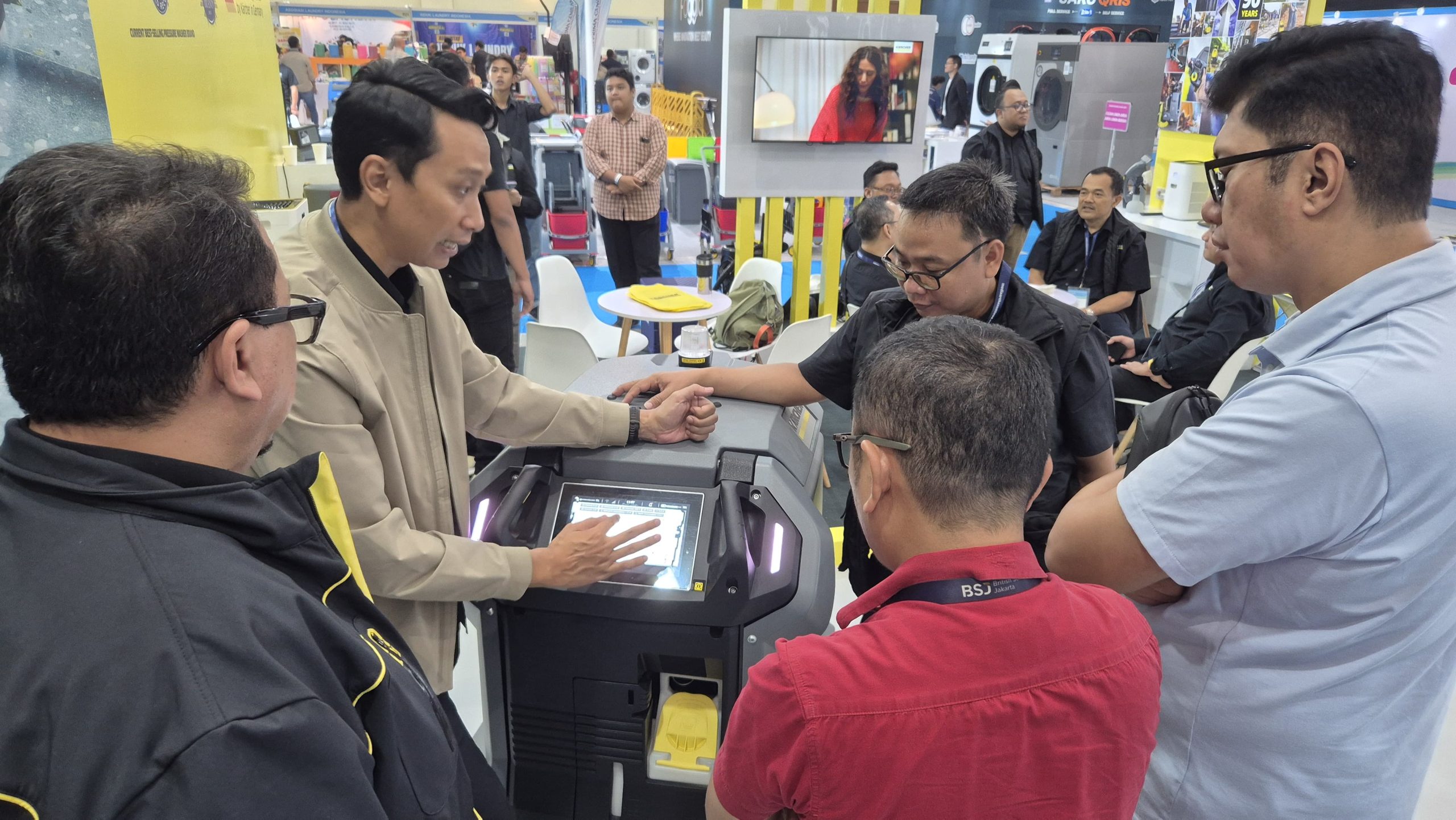Karcher Indonesia Perkuat Inovasi Teknologi Kebersihan dengan Robot Pintar KIRA B 50 dan High Pressure Washer Terbaru