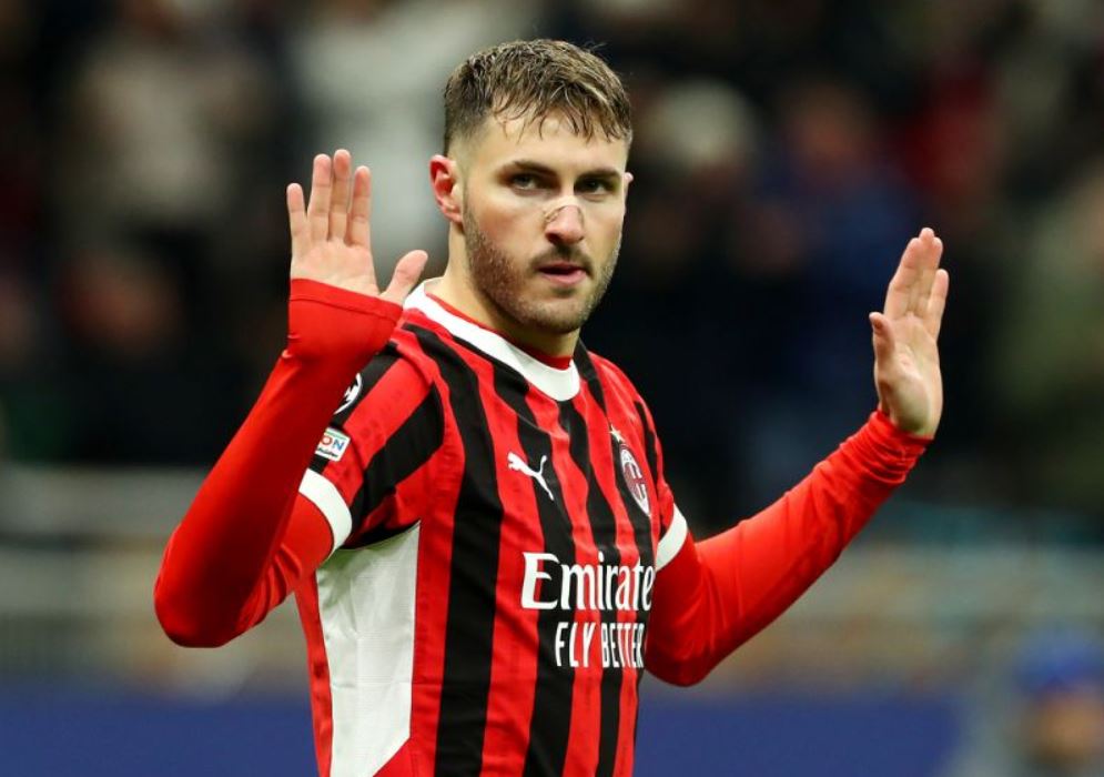 Masa Depan Santiago Gimenez di AC Milan di Ujung Tanduk, 28 Juta Euro Akankah Terbuang Percuma?