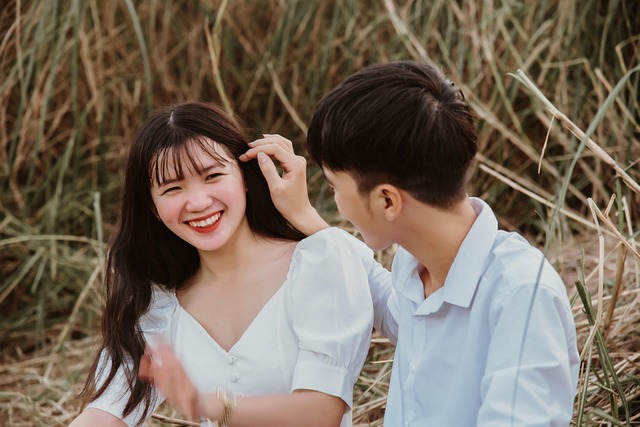 Kencan Pertama, Gen Z Paling Ragu Menunjukkan Kerentanan Emosional