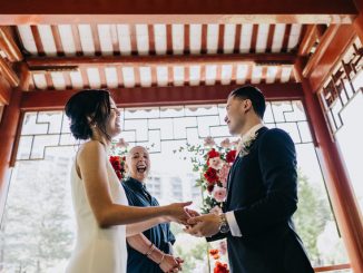 menikah dengan sahabat