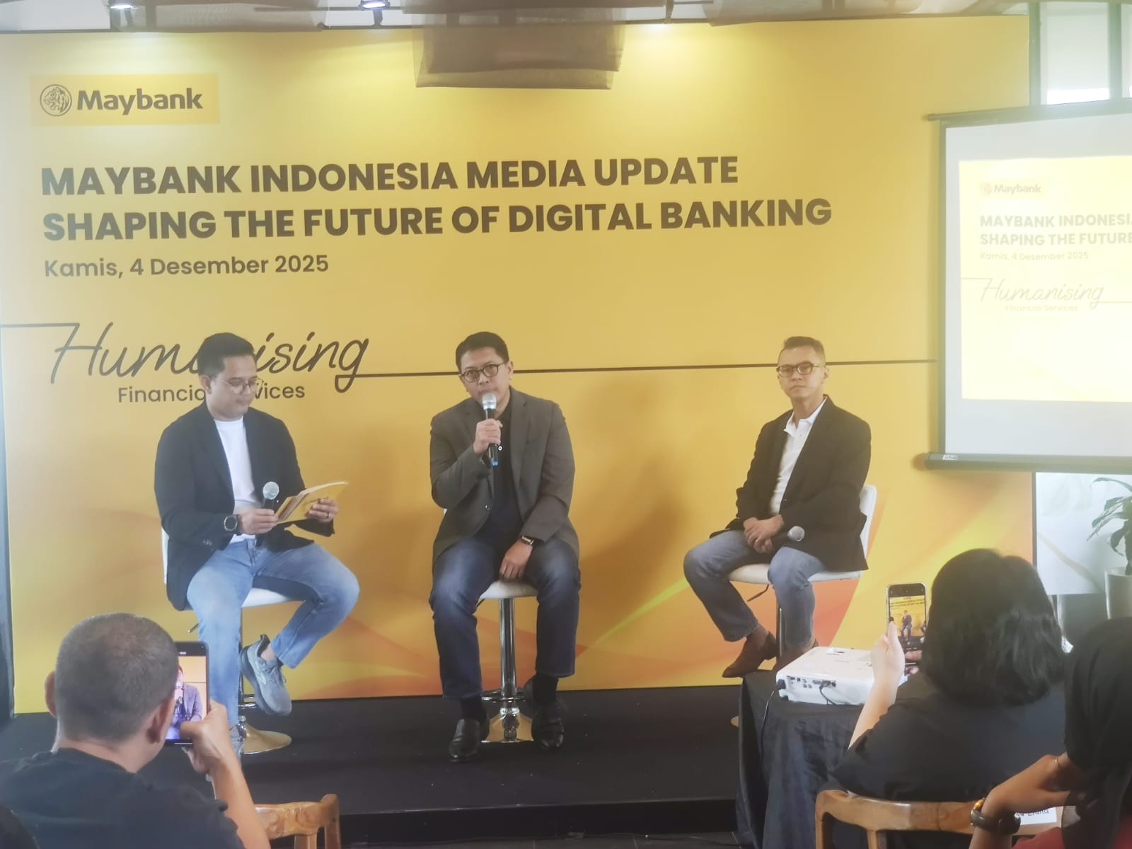 Strategi Digital Maybank Indonesia: Transformasi M2U ID App Menuju Ekosistem Human-Centric