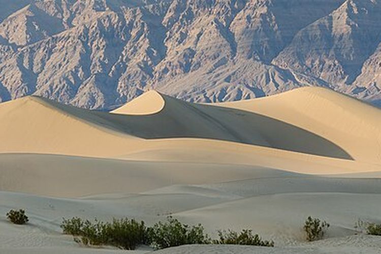 Lembah Ekstrem Maut: Kisah Kehidupan di Tempat Terpanas di Bumi, Death Valley