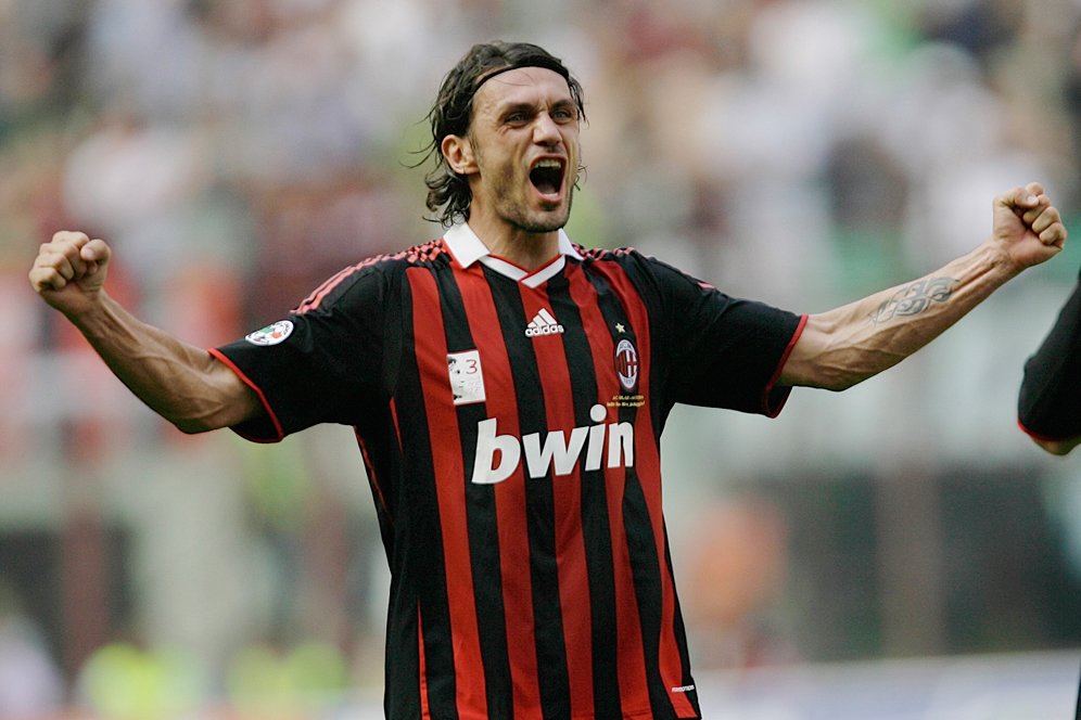 Paolo Maldini: Il Capitano dan Maestro Pertahanan AC Milan Selama 2 Dekade