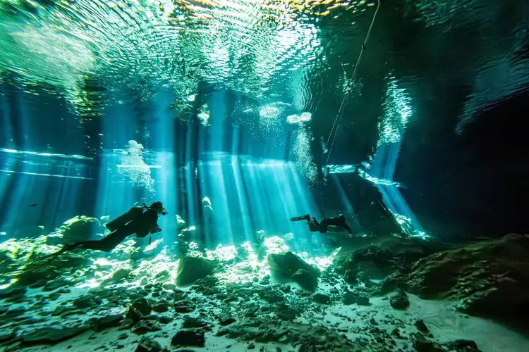 Menakjubkan! Gua Bawah Laut Terpanjang di Dunia Terungkap, Membentang Sepanjang 524 Km