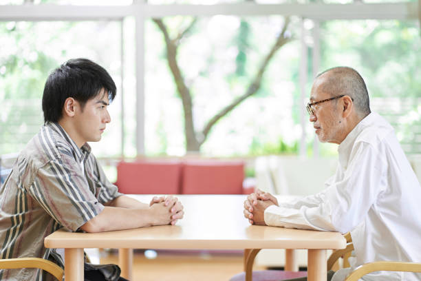 Mana Lebih Baik, Ikuti Impian Pribadi atau Ekspektasi Keluarga?