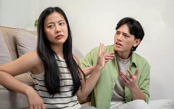 red flag dalam hubungan