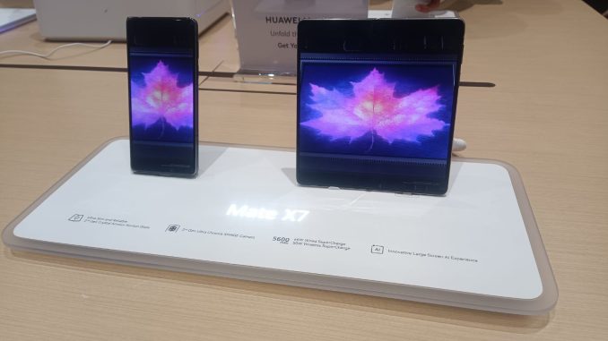 HUAWEI Mate X7