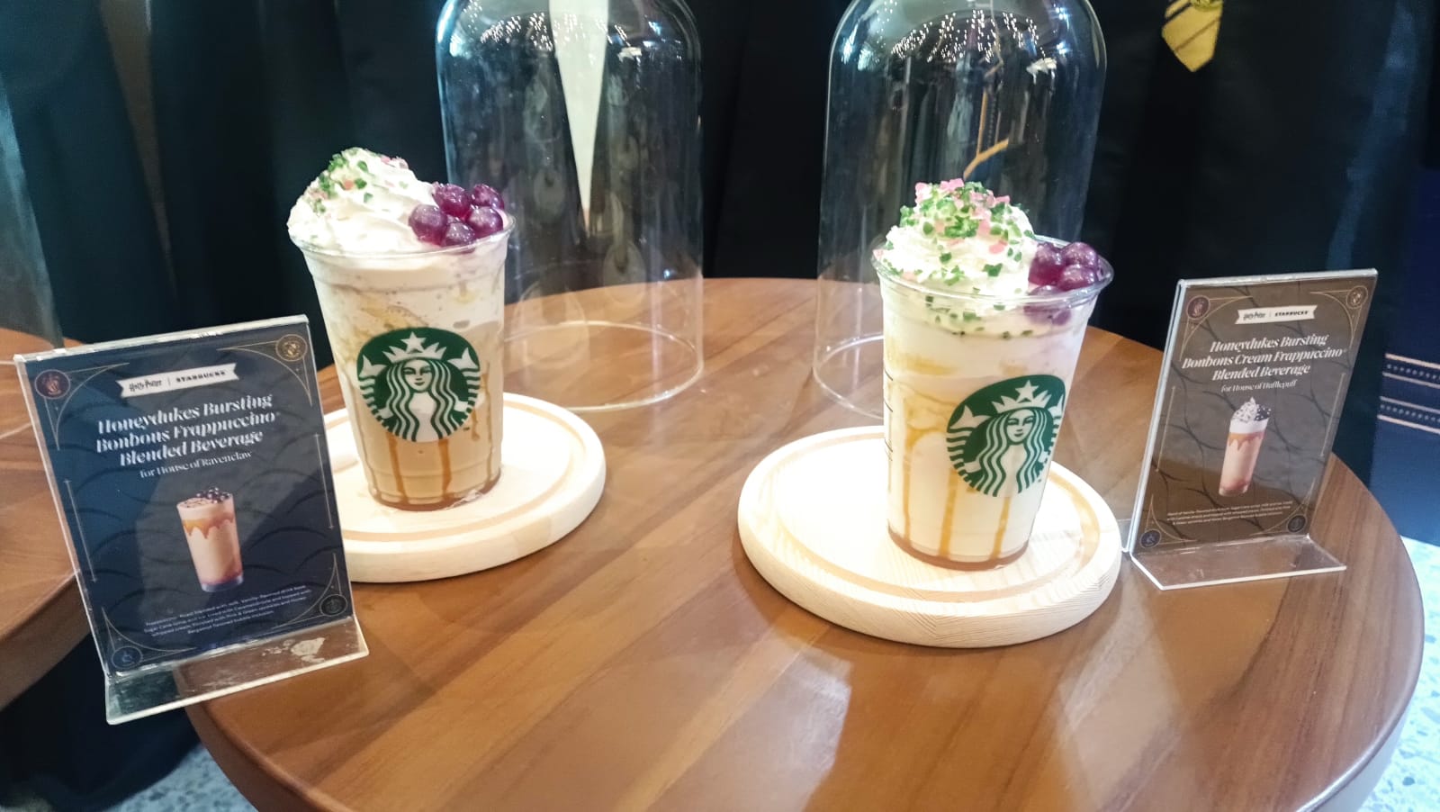 Kolaborasi Starbucks x Harry Potter 2026: Promo Beli 1 Gratis 1 dan Koleksi Ikonik