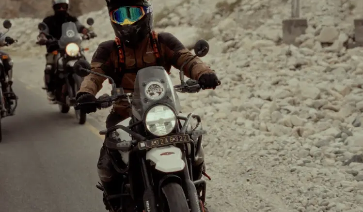 posisi berkendara motor