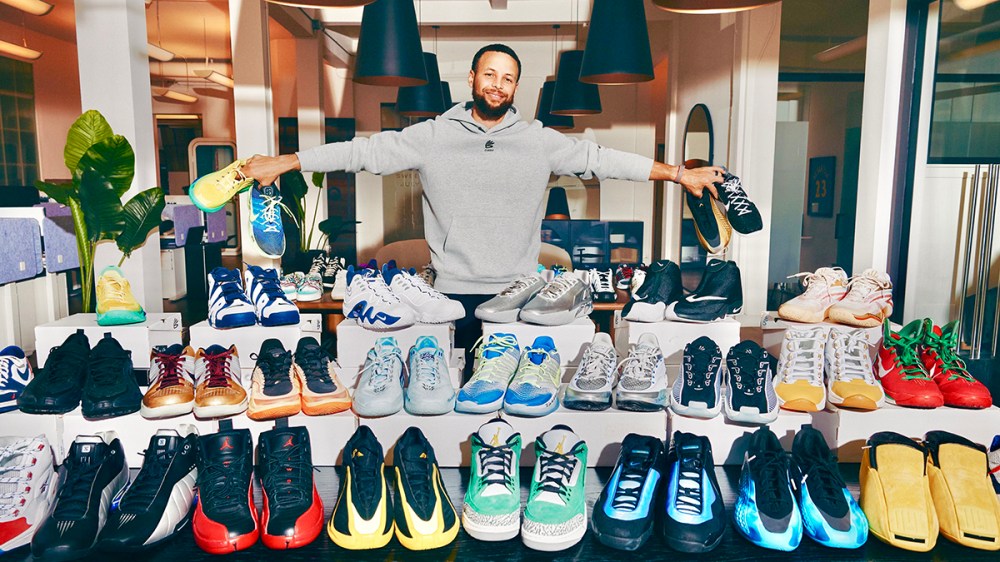 70 Koleksi Lelang Sepatu Steph Curry di Sotheby’s Siap Pecahkan Rekor