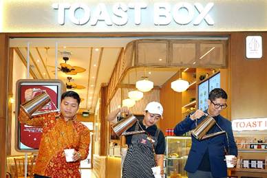 Kehangatan Kopitiam Nanyang di Gerai Toast Box Pertama di Batam