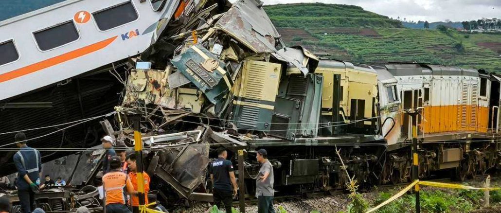 kecelakaan kereta api