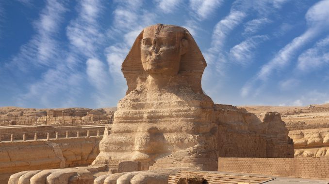 patung sphinx