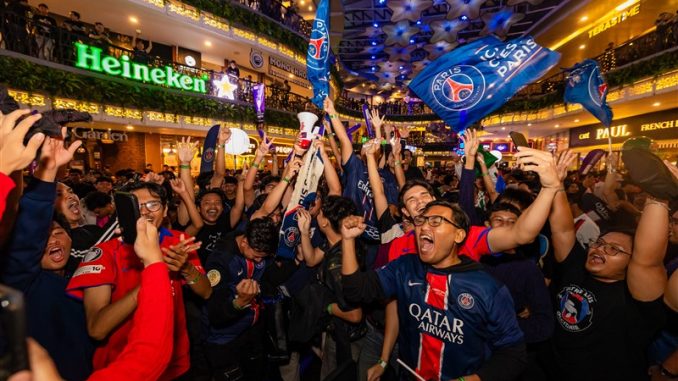 Heineken UCL Fans Have More Friends