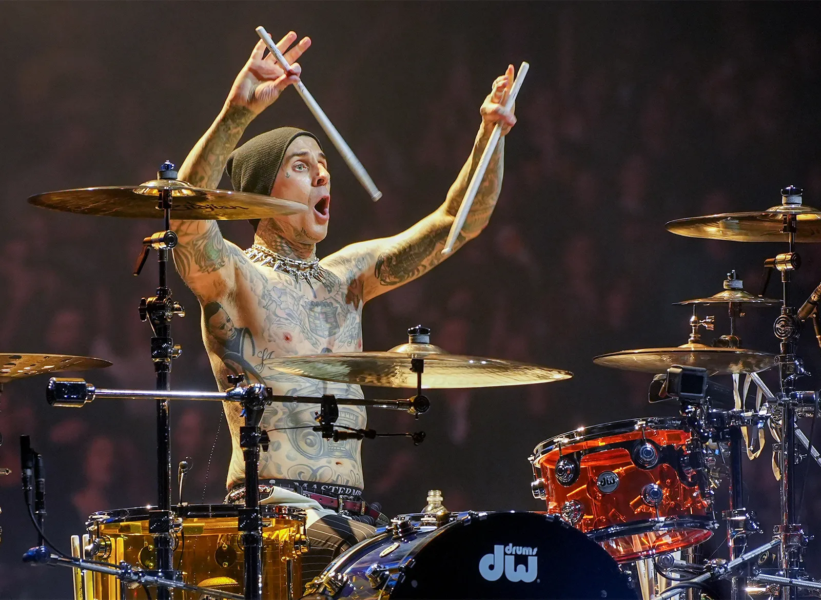 Segera Rilis, Film Dokumenter Travis Barker “Louder Than Fear” Bahas Perjuangan akan Depresi