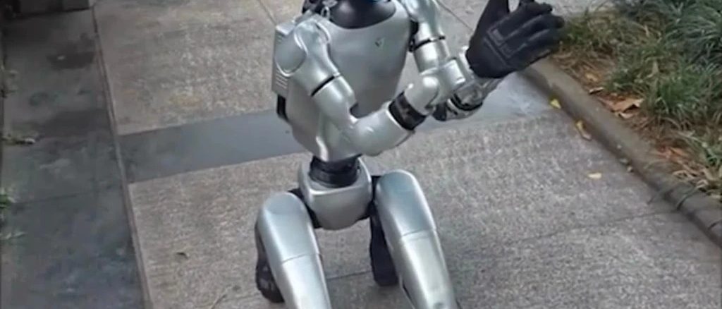 robot humanoid