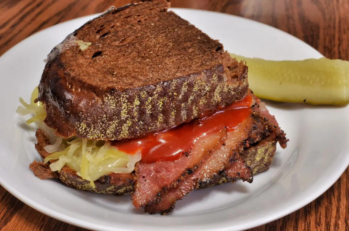 5 Sandwich Khas Boston Teman Nobar Piala Dunia 2026, Tertarik Coba?