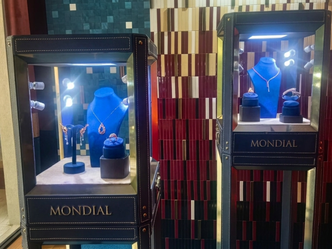 Mondial Precious Fire