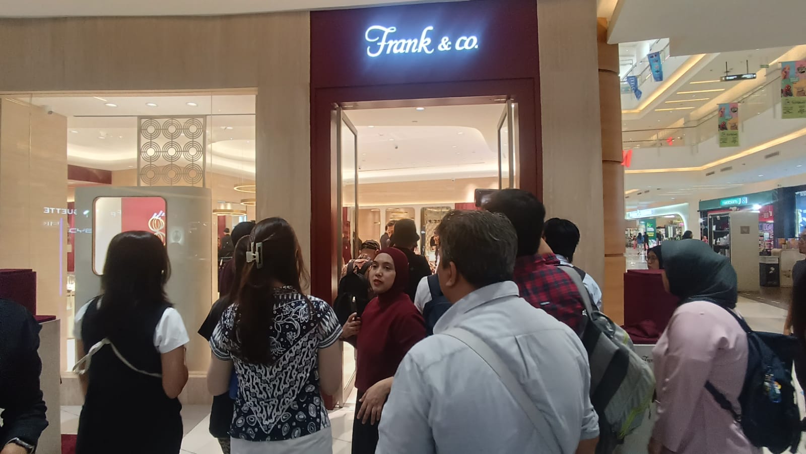 Frank & Co