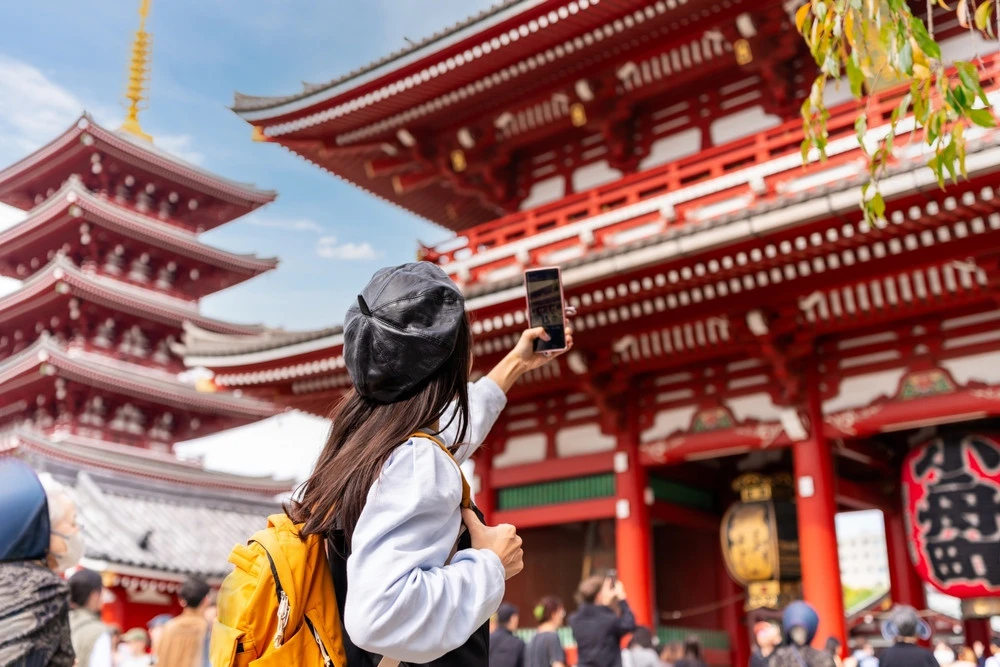 Lebih Baik Jepang atau China untuk Liburan Pertama ke Luar Negeri?