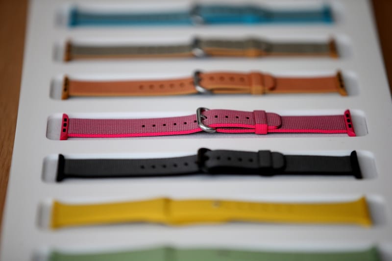 Apple Kembangkan Gelang Kesehatan Tanpa Layar, Siap Saingi Perangkat Kebugaran